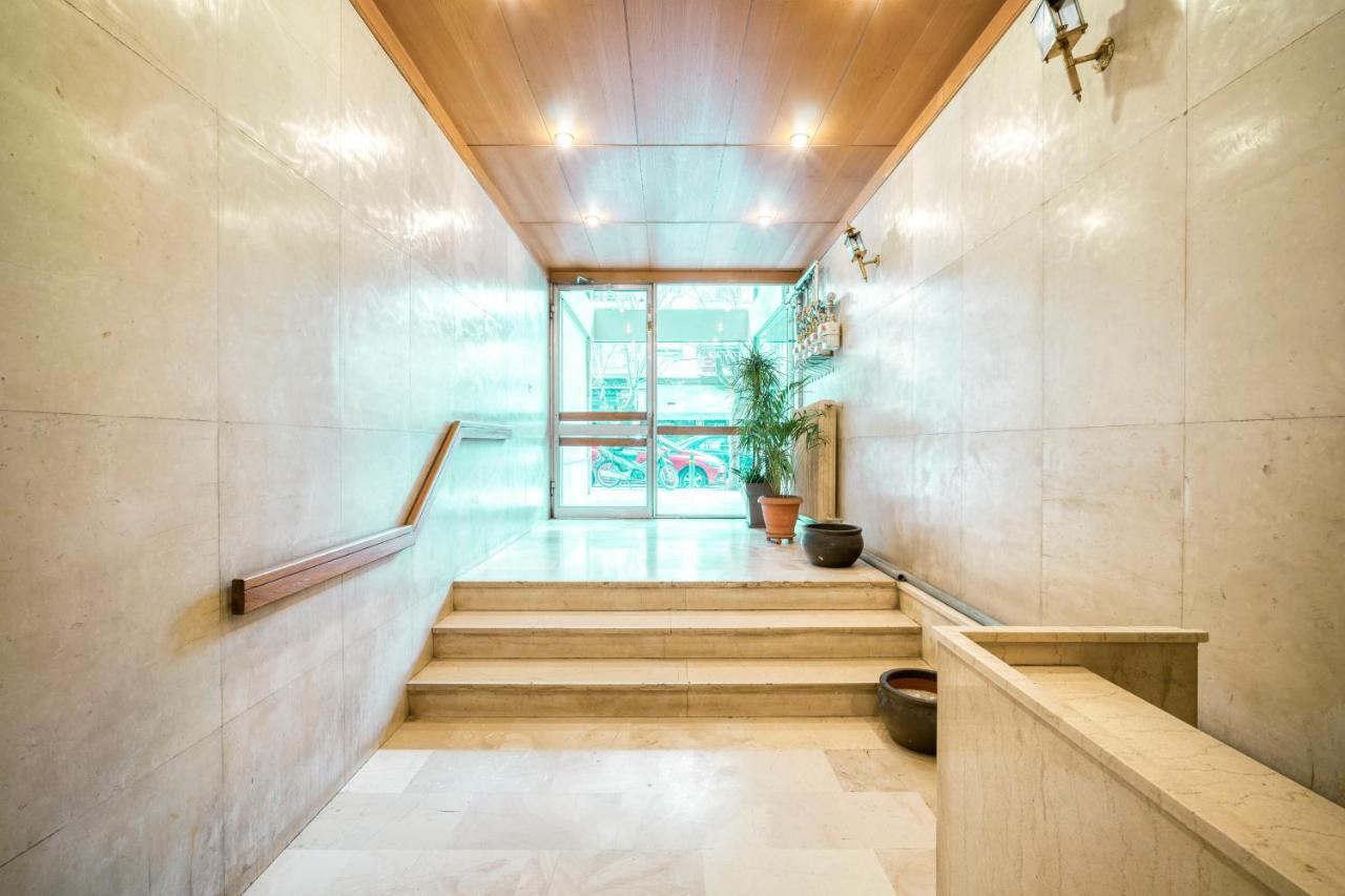 Bright Spacious Luxury Apartment In Prime Central Athènes Extérieur photo