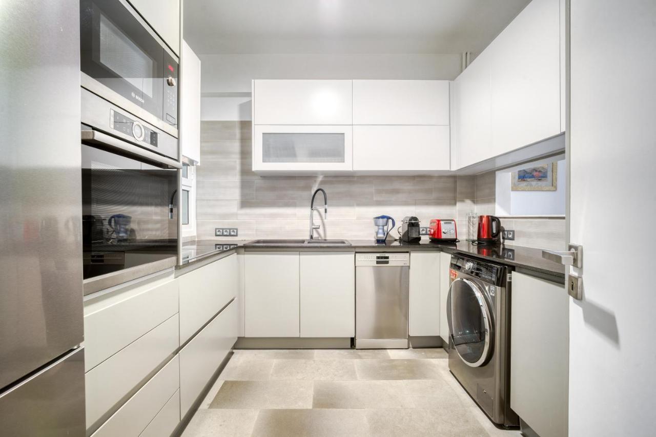 Bright Spacious Luxury Apartment In Prime Central Athènes Extérieur photo